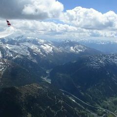 Flugwegposition um 12:05:44: Aufgenommen in der Nähe von Gemeinde Trins, Österreich in 3193 Meter